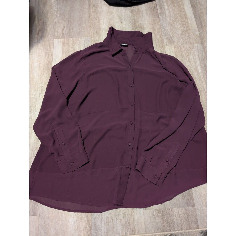 purple blouse